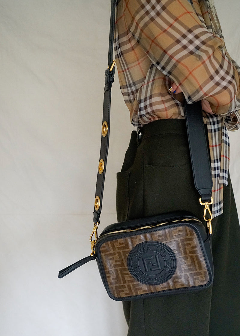 FF LOGO CAMERA BAG