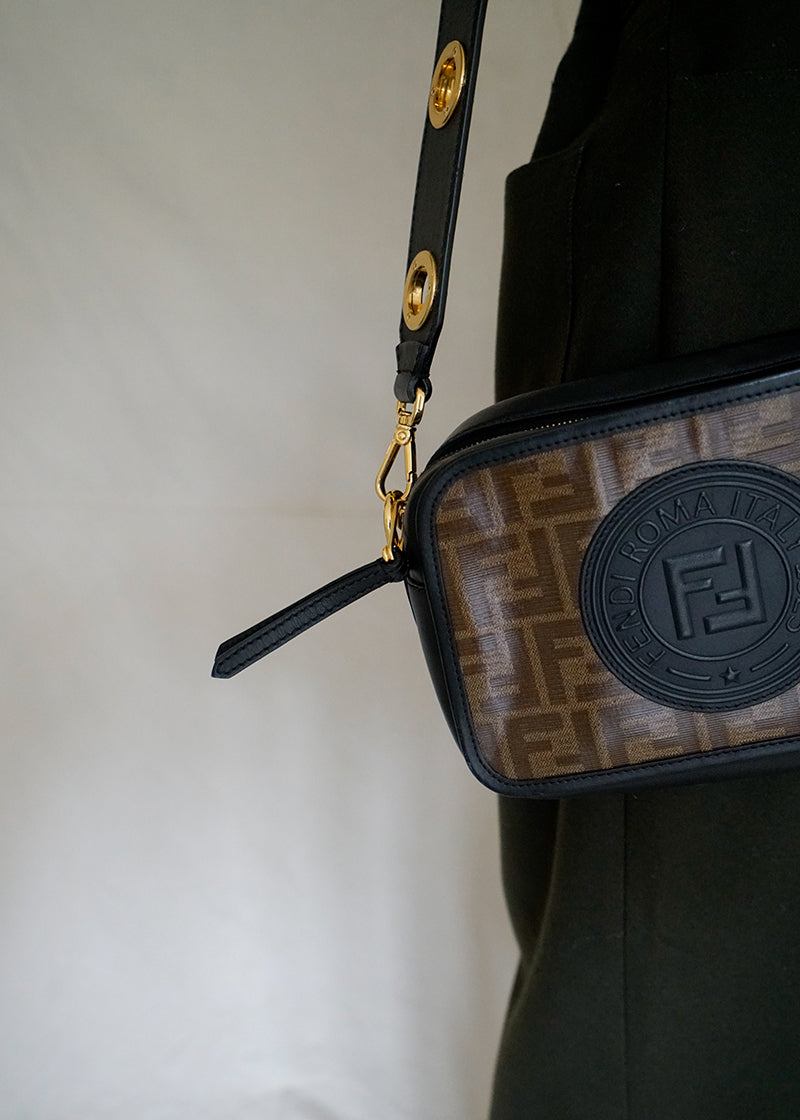 FF LOGO CAMERA BAG