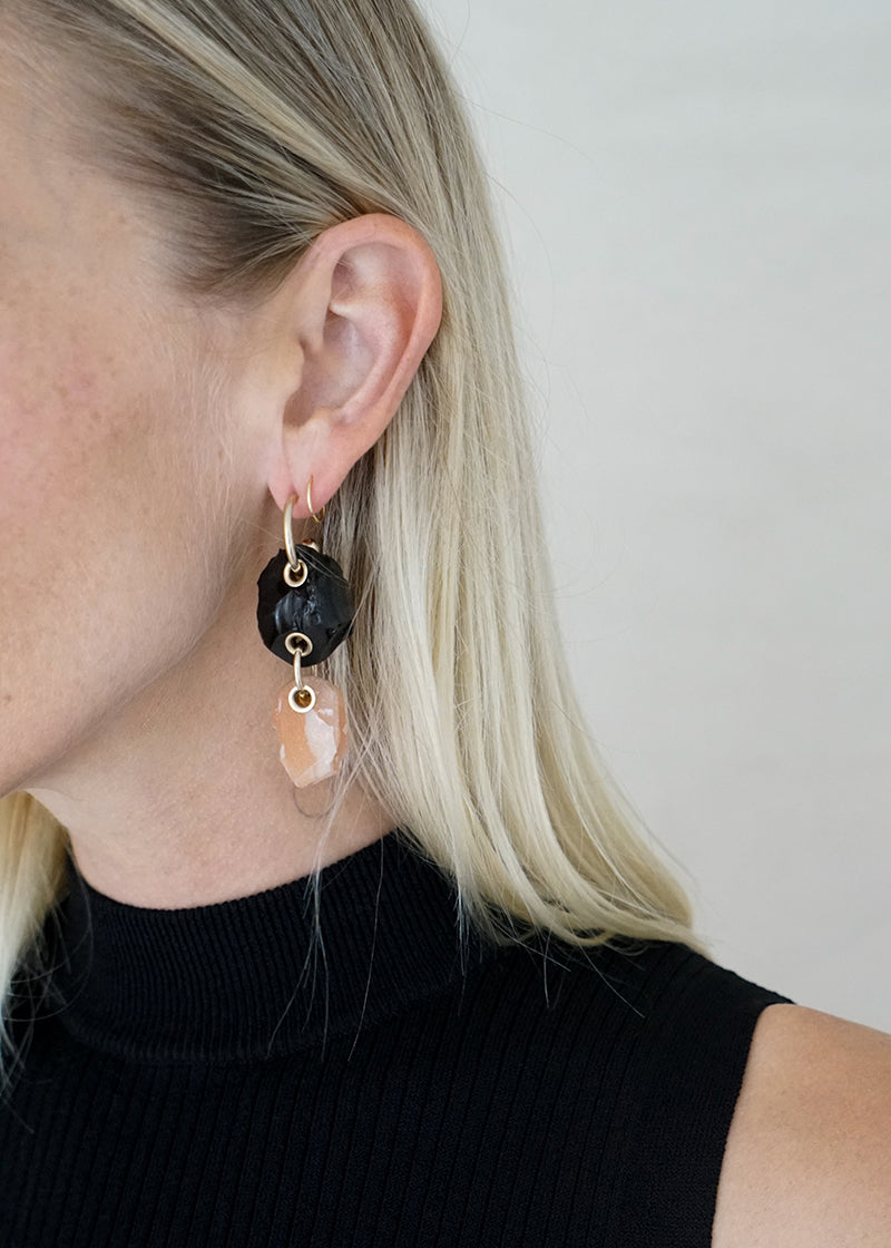 DOUBLE STONE EARRING