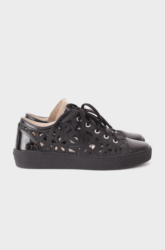EMBROIDERED CUTOUT SNEAKERS