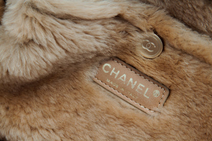QUILTED SHEARLING BAG