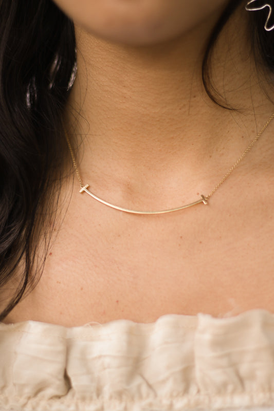 T SMILE 18K PENDANT NECKLACE