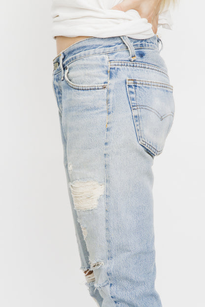 RIPPED BOYFRIEND JEANS