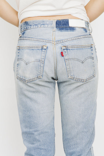 RIPPED BOYFRIEND JEANS