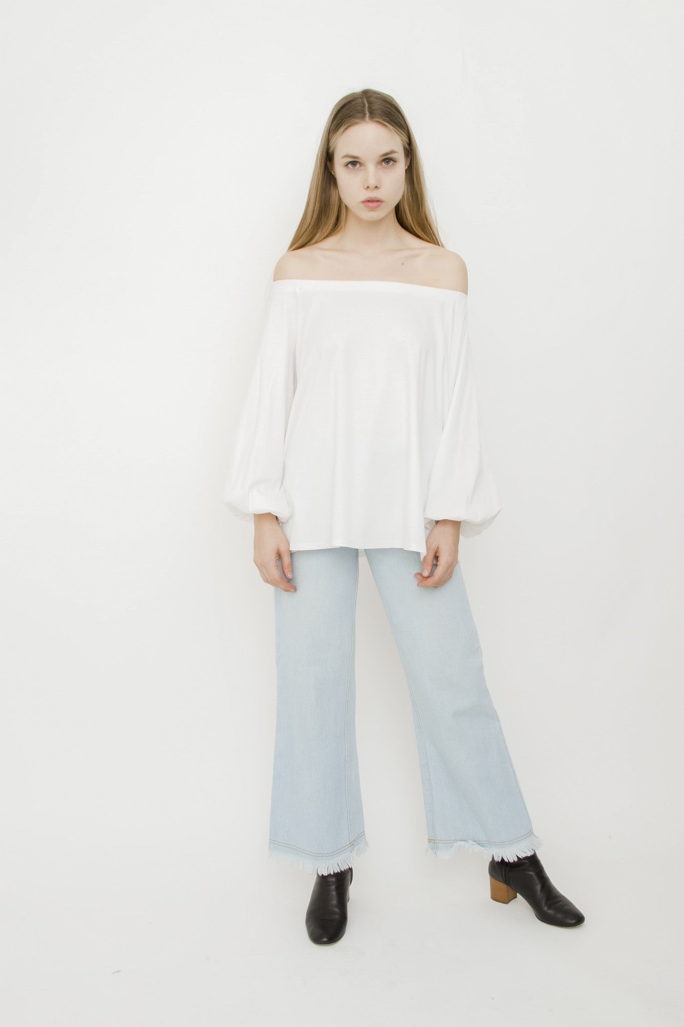 WHITE PEPPER TOP