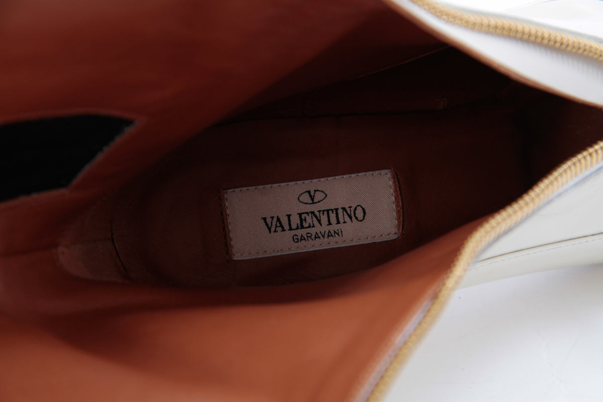 PATENT ZIP BOOT WITH TAGS