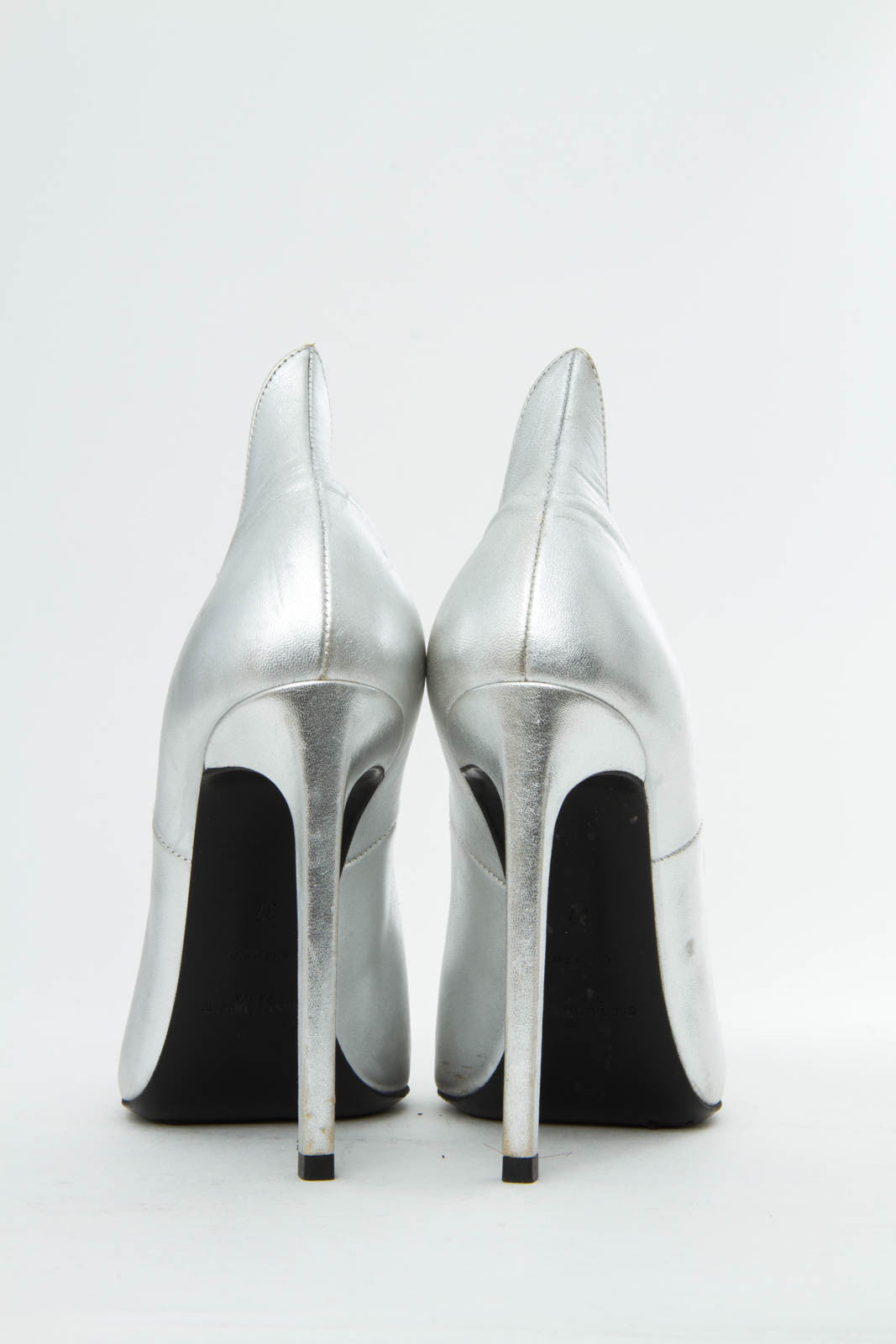 THORN HEELS