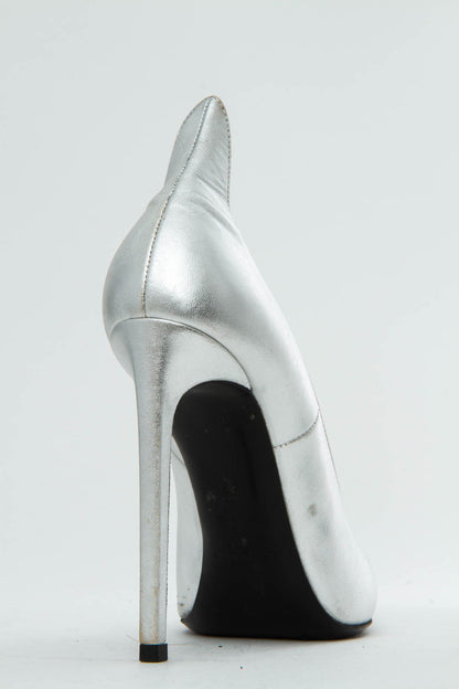 THORN HEELS
