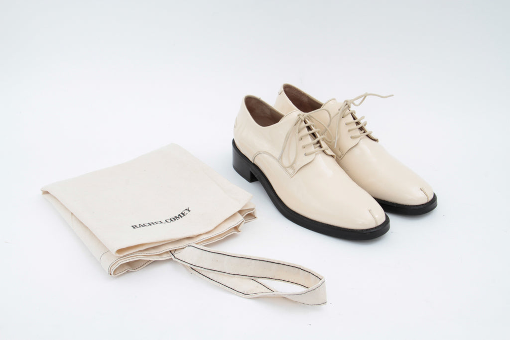 BENTLEY OXFORDS WITH TAGS
