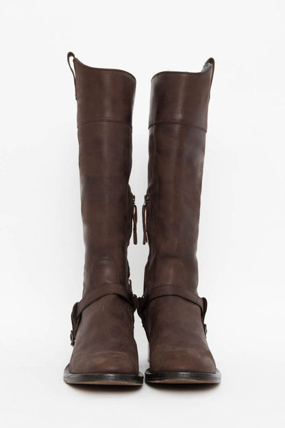 FLAT BOOTS