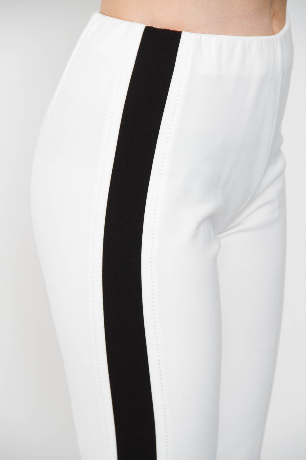 SIDE STRIPE PANT