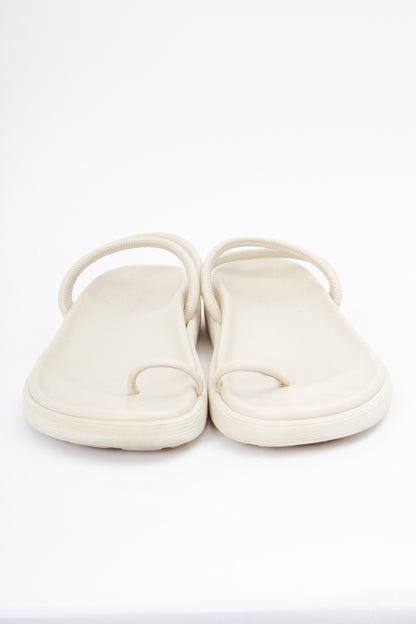 TUBE RING SANDAL