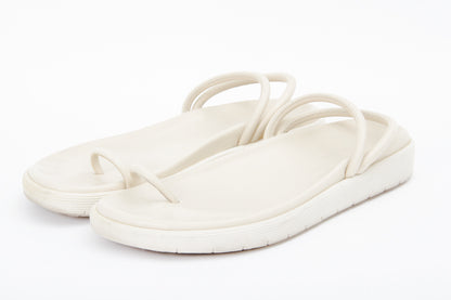 TUBE RING SANDAL