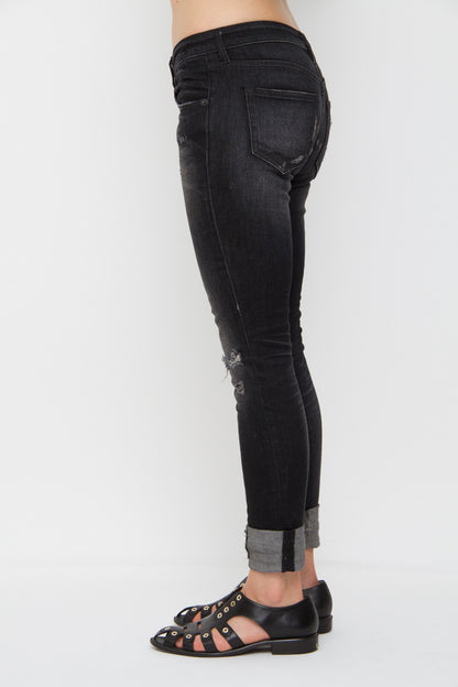 ALLISON RIPPED JEANS