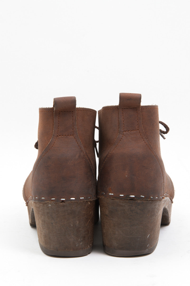 LEXICON WOOD CLOGS