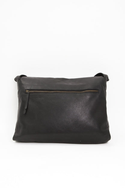 ENVELOPE SHOULDER BAG