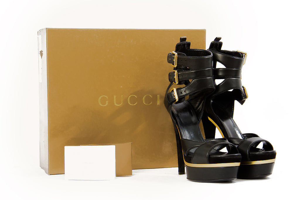 BUCKLE PLATFORMS WITH TAGS