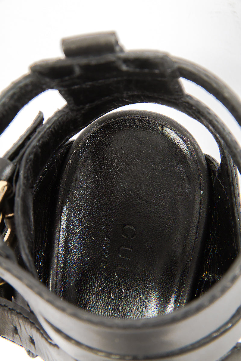 BUCKLE PLATFORMS WITH TAGS