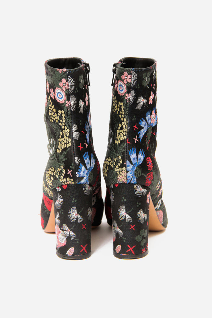 CAMUGARDEN ANKLE BOOTS