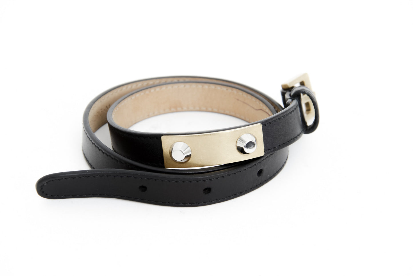 WRAPAROUND STUD BRACELET