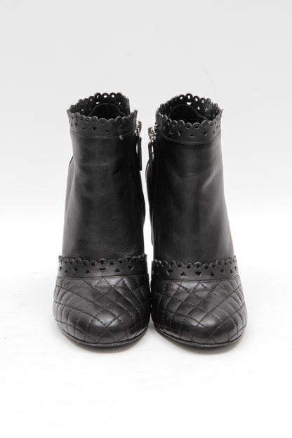 QUILTED ANKLE BOOTIES