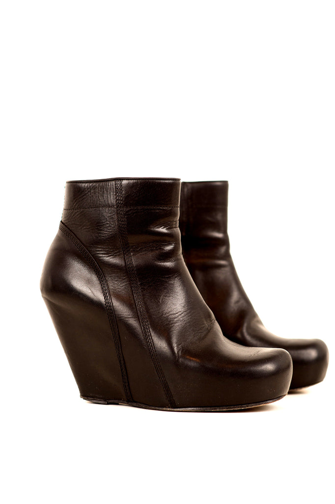 WEDGE LEATHER ANKLE BOOTIES