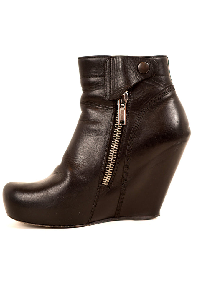 WEDGE LEATHER ANKLE BOOTIES