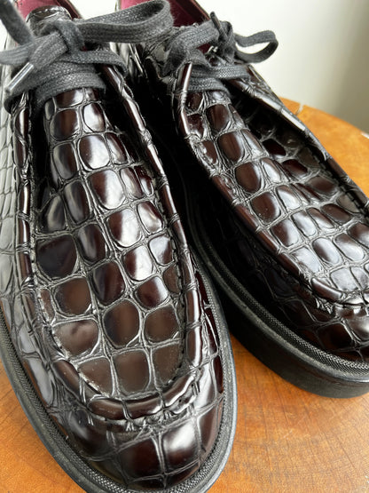 EMBOSSED PLATFORM LOAFER