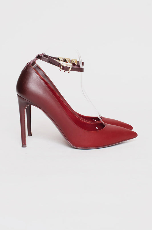 OMBRE RED ROCKSTUD HEELS