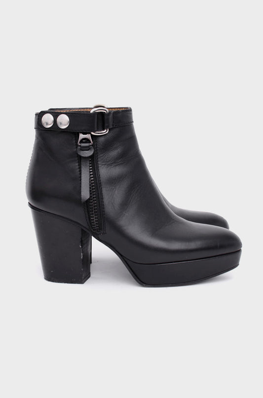 ORBIT ANKLE BOOTIES