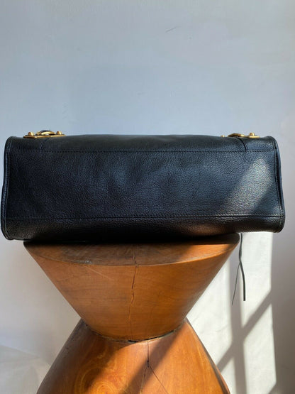 CLASSIC CITY MEDIUM BAG