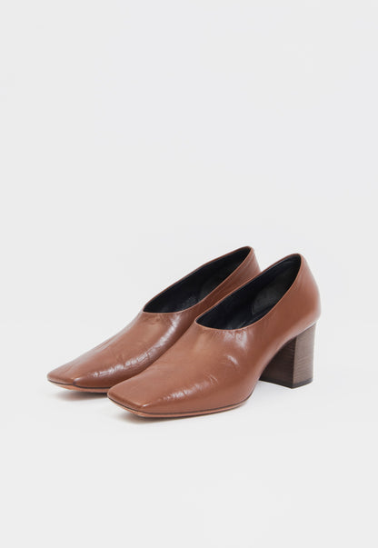 SQUARE TOE PUMPS