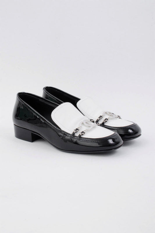 PATENT LEATHER LOAFERS