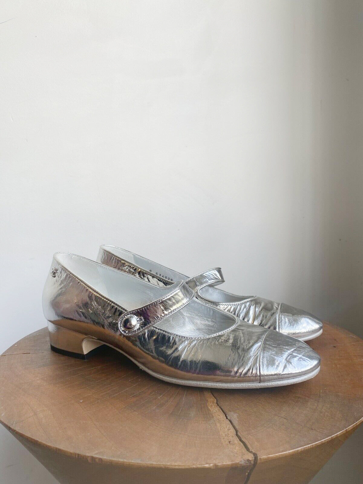 SILVER LAMINATED MARY JANES