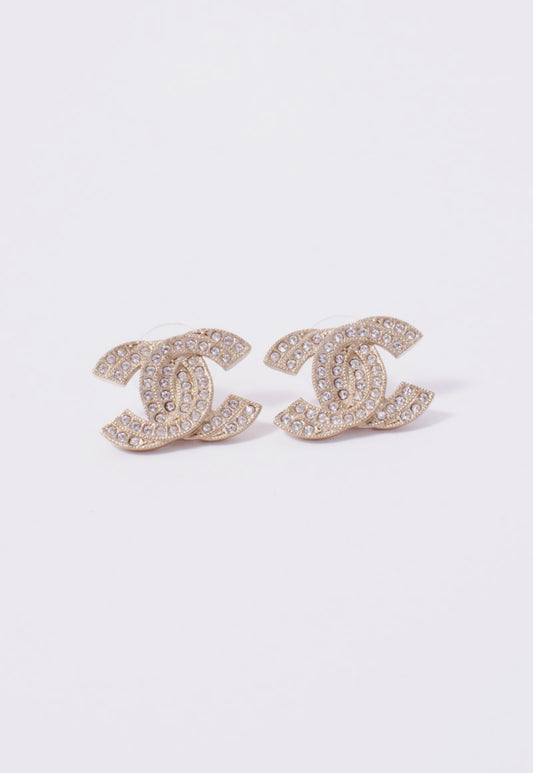 16K CC STUDS WITH TAGS