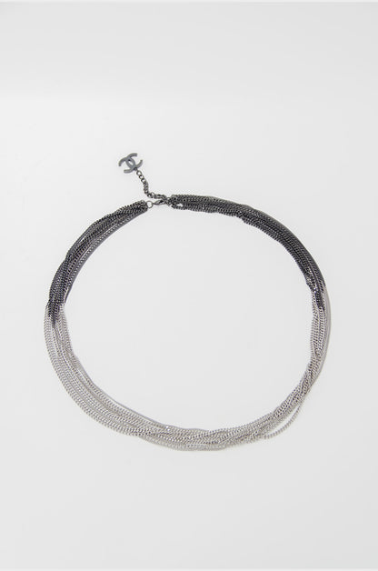 GRADIENT CHAIN NECKLACE
