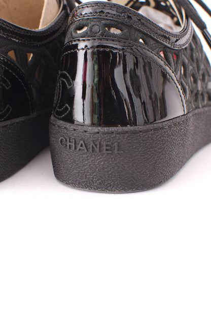 EMBROIDERED CUTOUT SNEAKERS