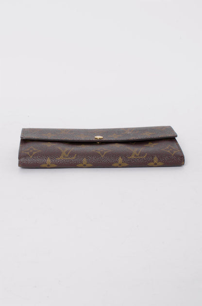 SARAH MONOGRAM WALLET WITH TAGS