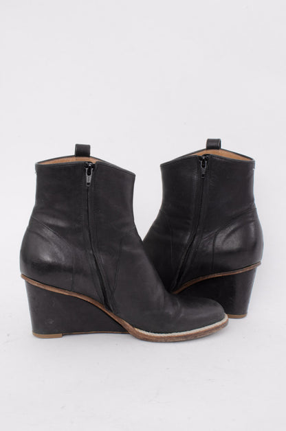 ROPE TRIM WEDGE BOOT