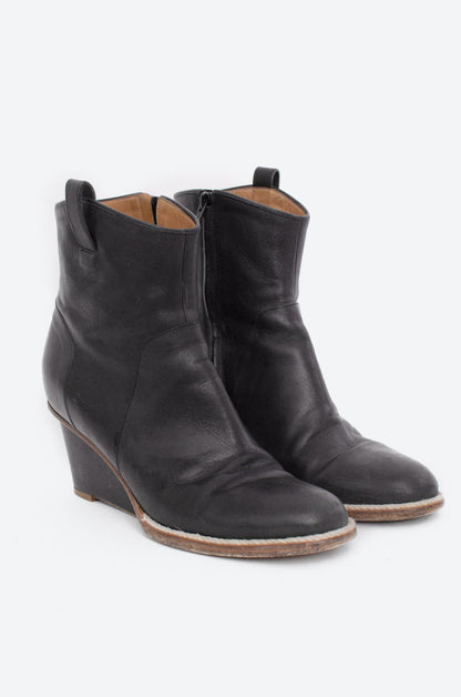 ROPE TRIM WEDGE BOOT