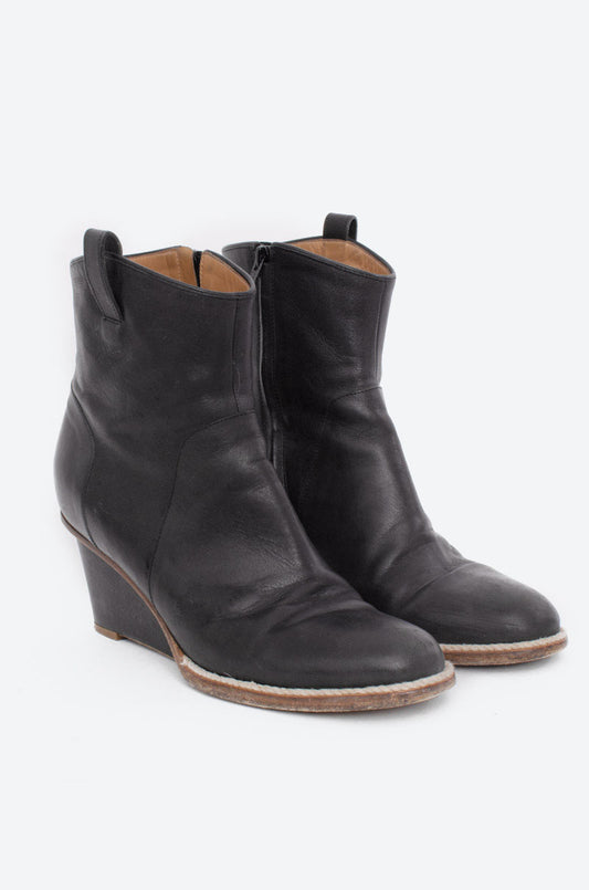ROPE TRIM WEDGE BOOT