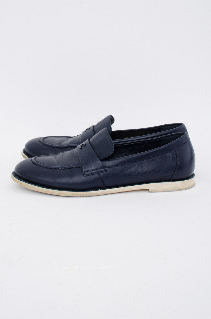 NAVY LEATHER MOCASSIN