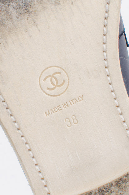 NAVY LEATHER MOCASSIN