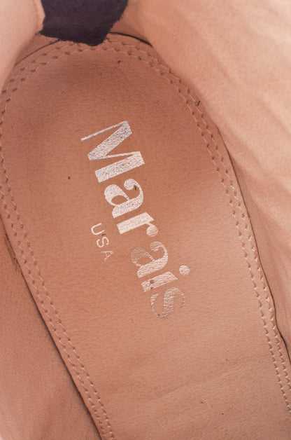 EMBOSSED BOOT