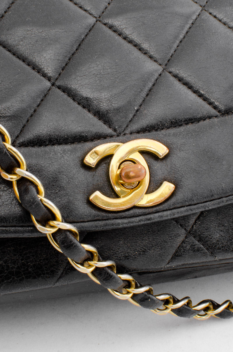 VINTAGE DIANA QUILTED FLAP BAG