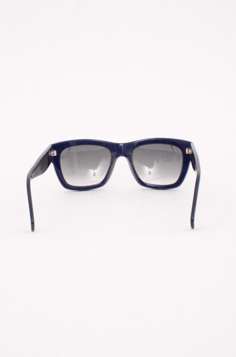 NAVY SQUARE SUNGLASSES