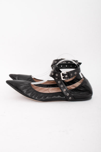 LOVE LATCH FLATS