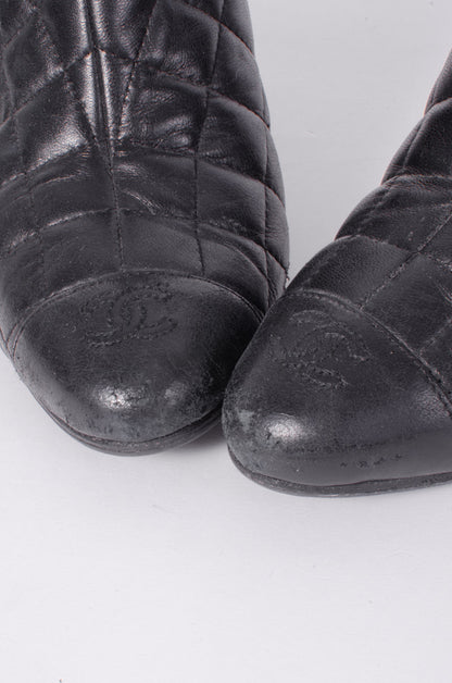 QUILTED ANKLE BOOTS