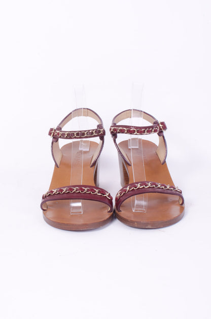 MAROON CHAIN SANDALS