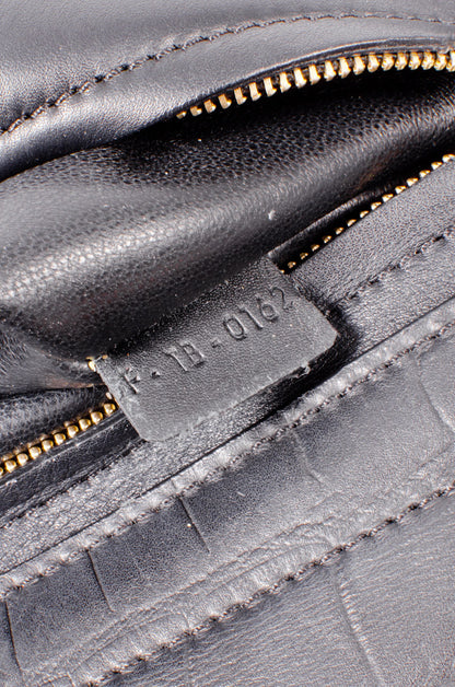 EMBOSSED TRAPEZE BAG